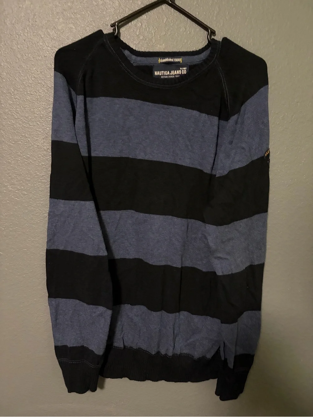 Nautica Men's Wide-Stripe Crewneck Sweater in Blue and Black